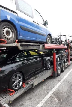 Specijalizirani kamion za prijevoz novih i rabljenih automobila
