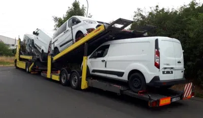 Flota transportnih vozila za prijevoz automobila